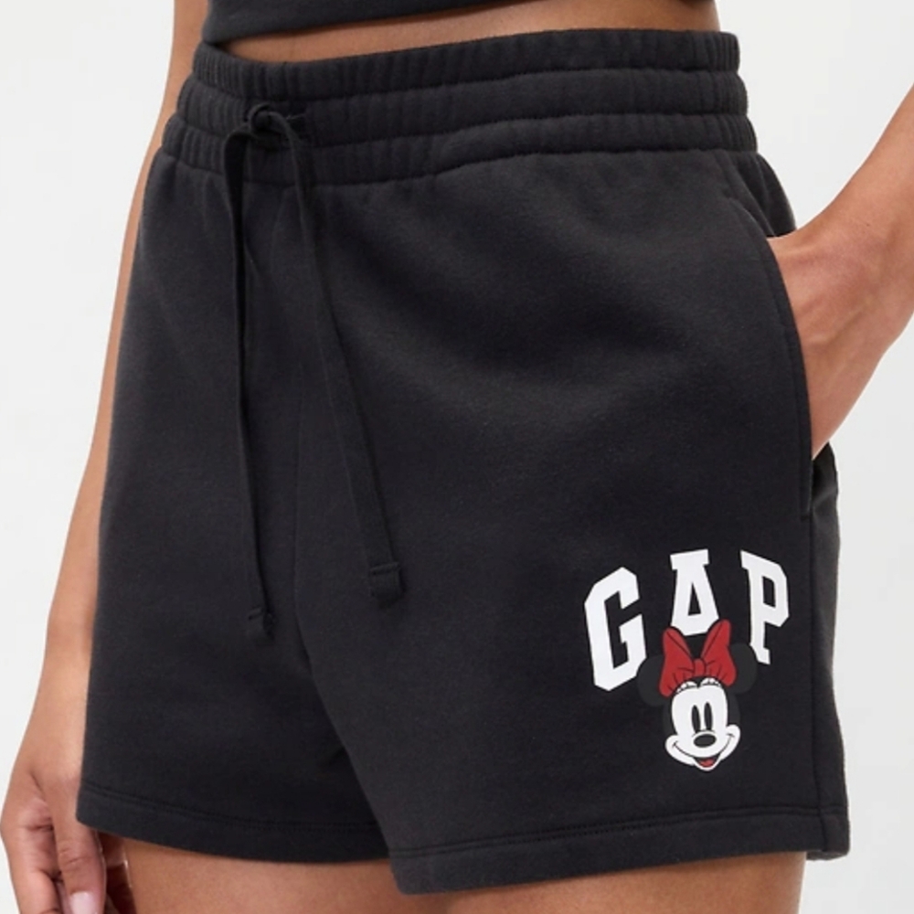 Gap × Disney Minnie Mouse Logo Shorts Disney Family Black XL